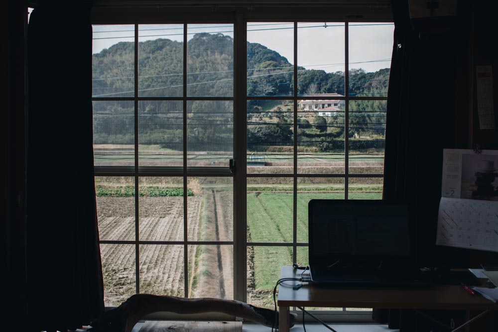 目の前には田園風景が広がっています(ドゥラム)の画像